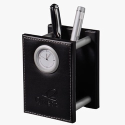 Metropolitan Pencil Cup Clock